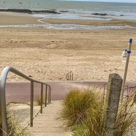 Dom wakacyjny By Interhome Pirou