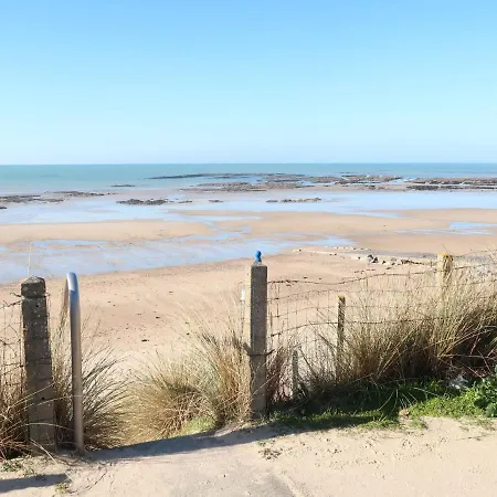 By Interhome Dom wakacyjny Pirou