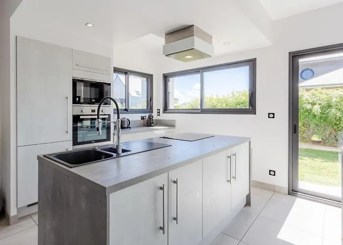 Nyaraló By Interhome Pirou