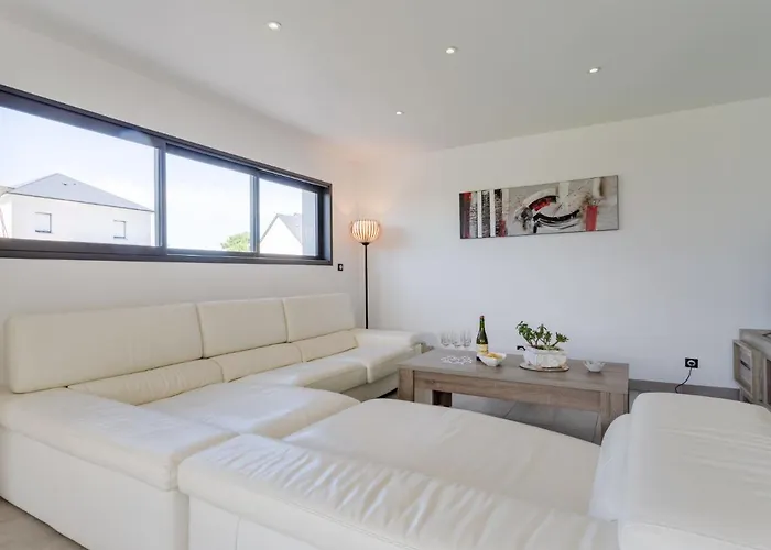 By Interhome Nyaraló Pirou